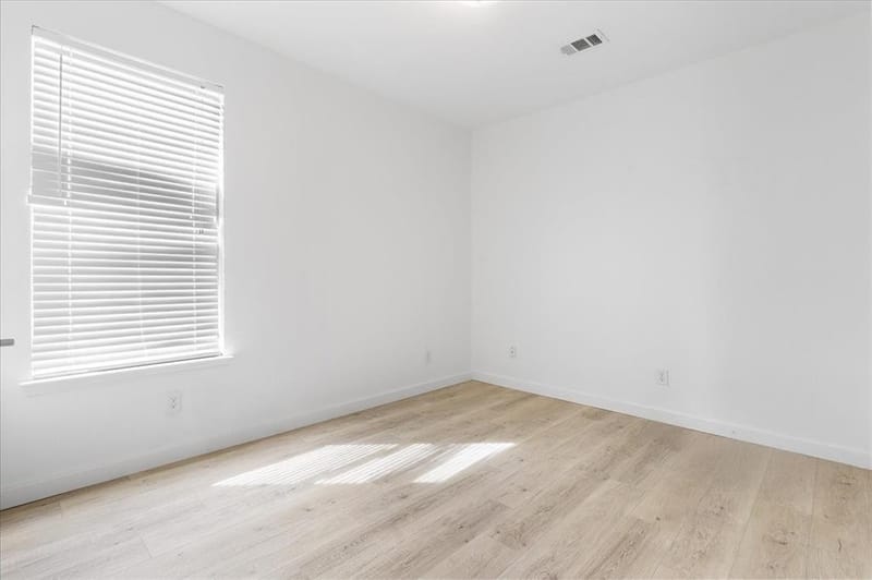 8604 Secret Forest Drive, Dallas TX 75249 - Photo 36