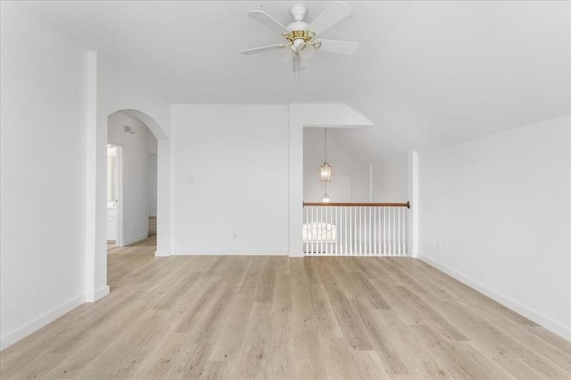 8604 Secret Forest Drive, Dallas TX 75249 - Photo 32