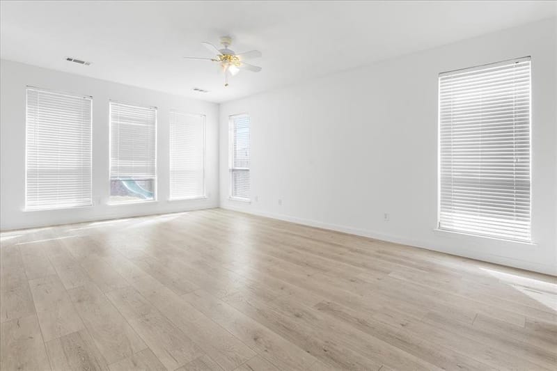 8604 Secret Forest Drive, Dallas TX 75249 - Photo 20