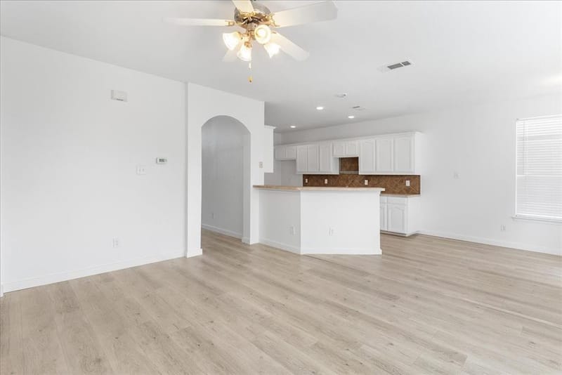8604 Secret Forest Drive, Dallas TX 75249 - Photo 9