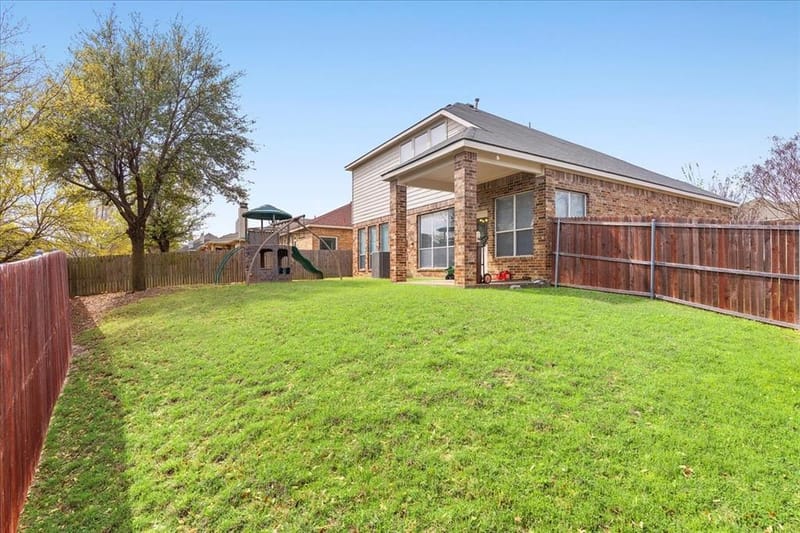8604 Secret Forest Drive, Dallas TX 75249 - Photo 38