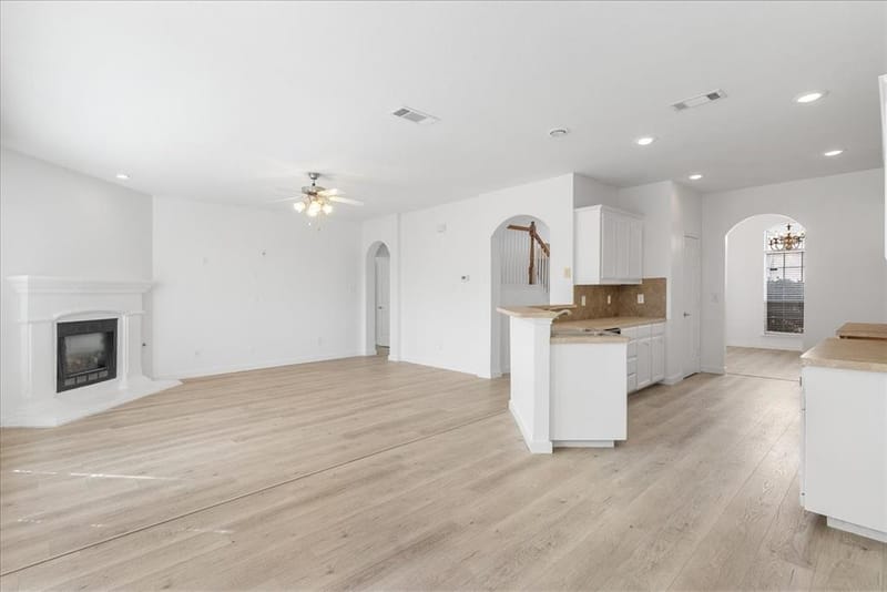 8604 Secret Forest Drive, Dallas TX 75249 - Photo 10