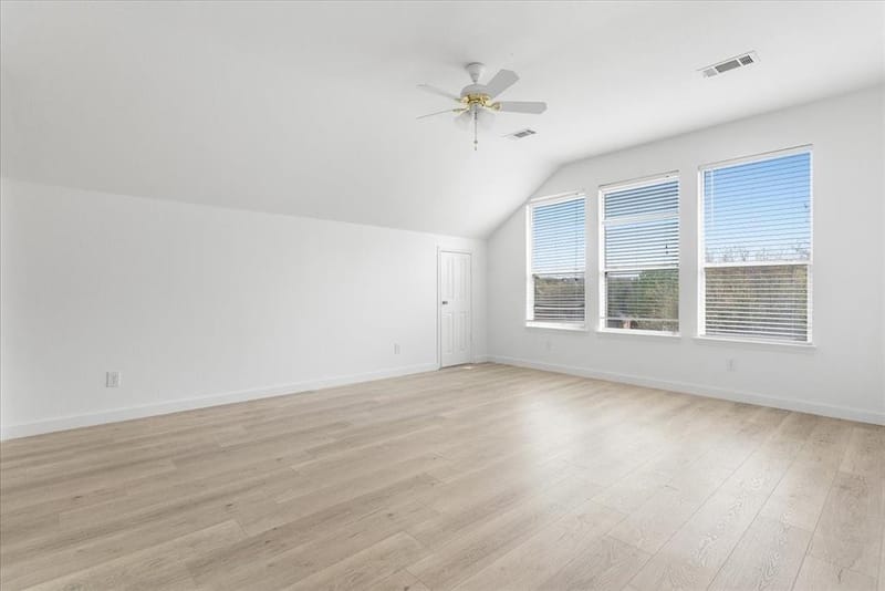8604 Secret Forest Drive, Dallas TX 75249 - Photo 31