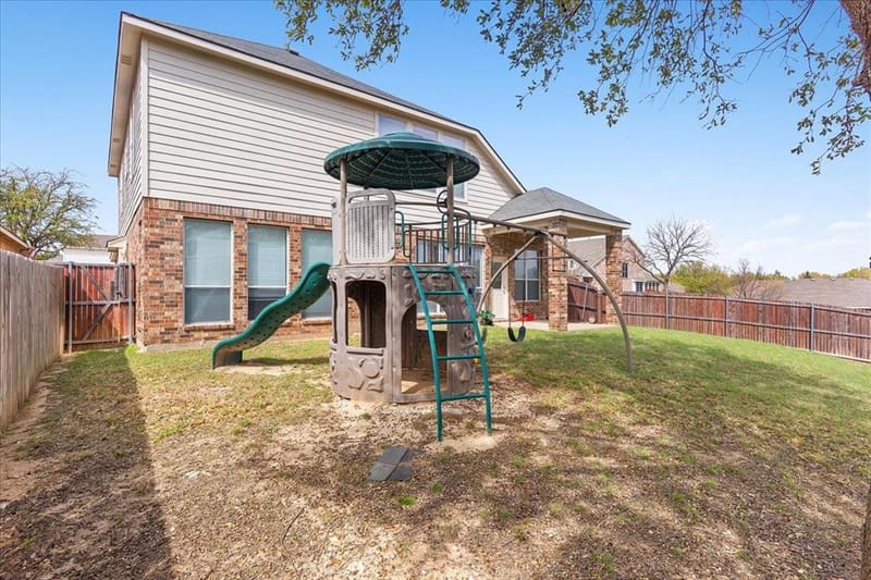 8604 Secret Forest Drive, Dallas TX 75249 - Photo 39