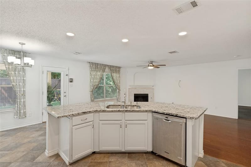 905 Larkspur Drive, Allen TX 75002 - Photo 12