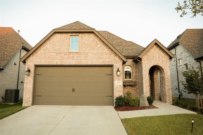 3819 Talisker Boulevard, Sherman TX 75090 - Photo 2