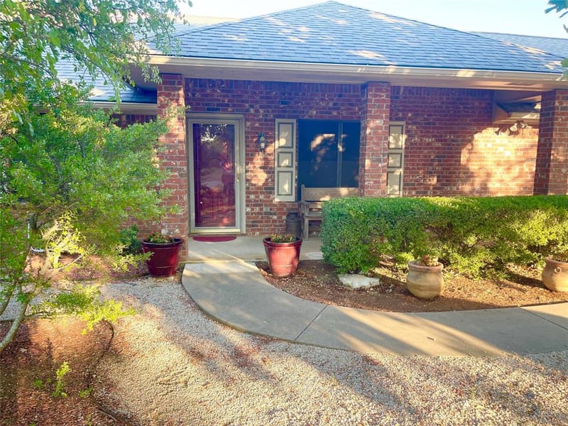 634 Maplewood Drive, Stephenville TX 76401 - Photo 20