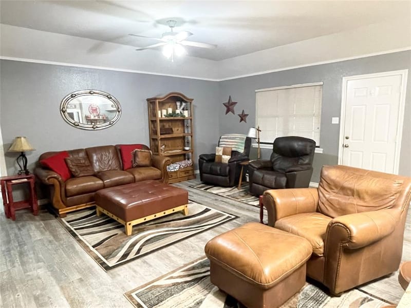 634 Maplewood Drive, Stephenville TX 76401 - Photo 8