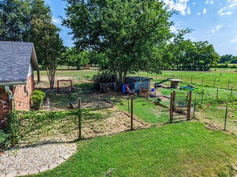 2767 County Road 1112, Brashear TX 75420 - Photo 38