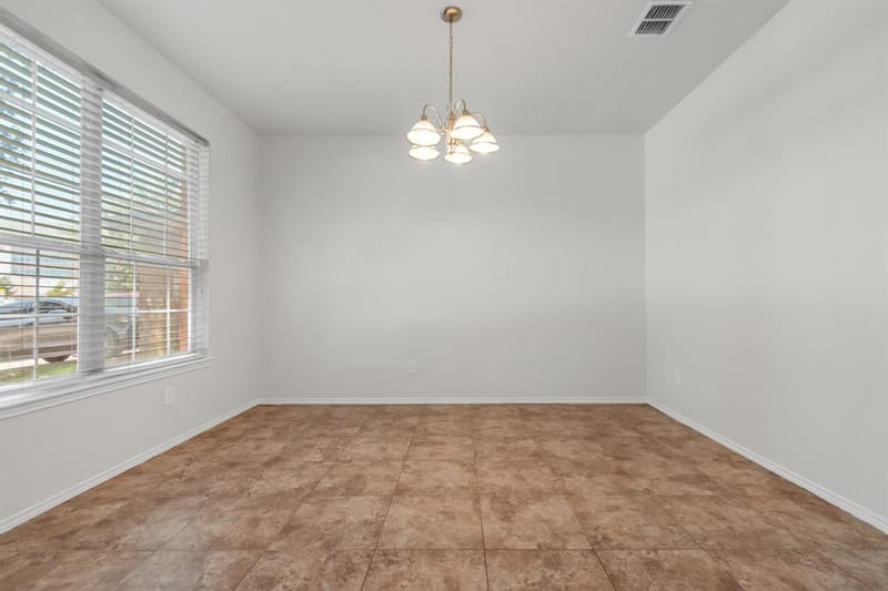 1068 Westbrook Court, Grand Prairie TX 75052 - Photo 6