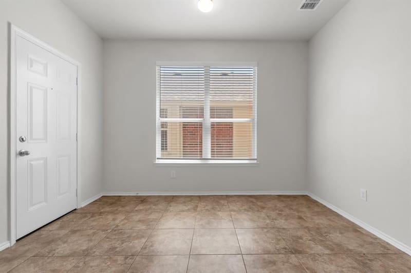 1068 Westbrook Court, Grand Prairie TX 75052 - Photo 12