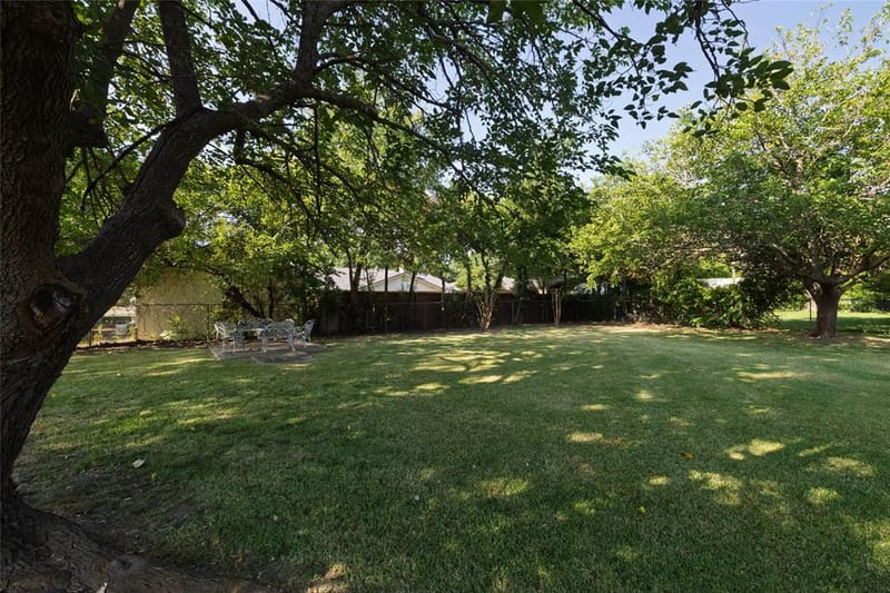 2002 Redbud Road, Gainesville TX 76240 - Photo 39