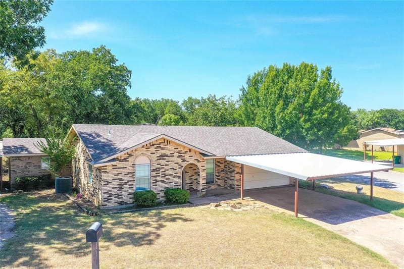1715 Timberlane Street, Jacksboro TX 76458