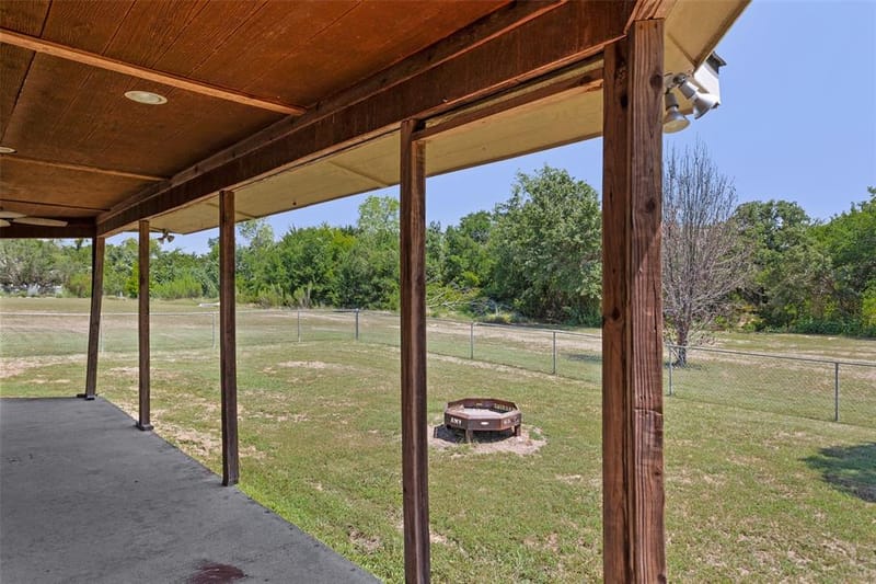 7719 Prairie Creek Lane, Tolar TX 76476 - Photo 36