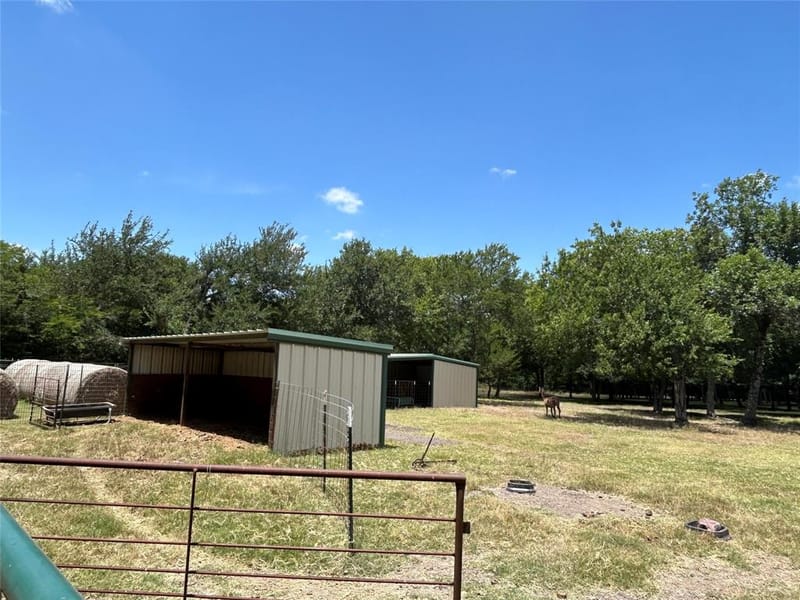 2200 Creechville Road, Ennis TX 75119 - Photo 16