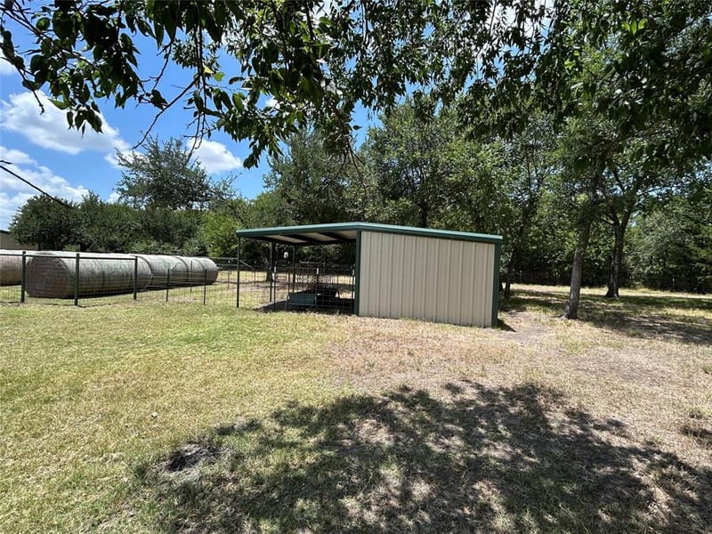 2200 Creechville Road, Ennis TX 75119 - Photo 15