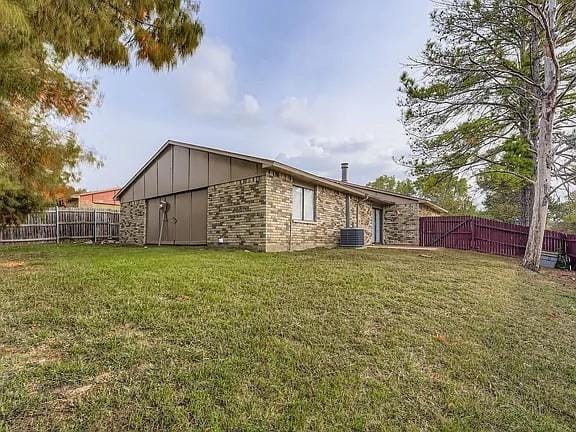 2001 Newbury Drive, Arlington TX 76014 - Photo 18