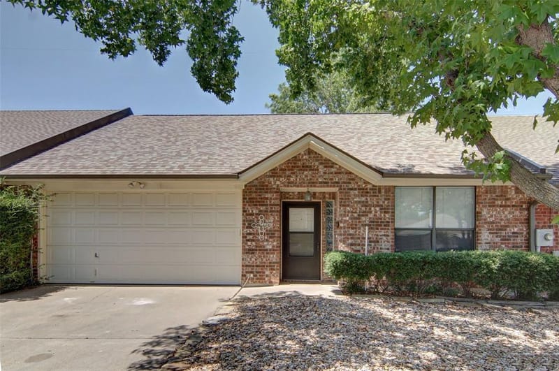 937 Heather Court, Weatherford TX 76086