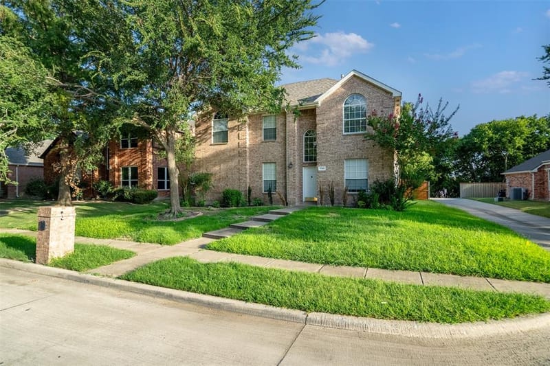 7145 Waterlily Lane, Frisco TX 75033 - Photo 2