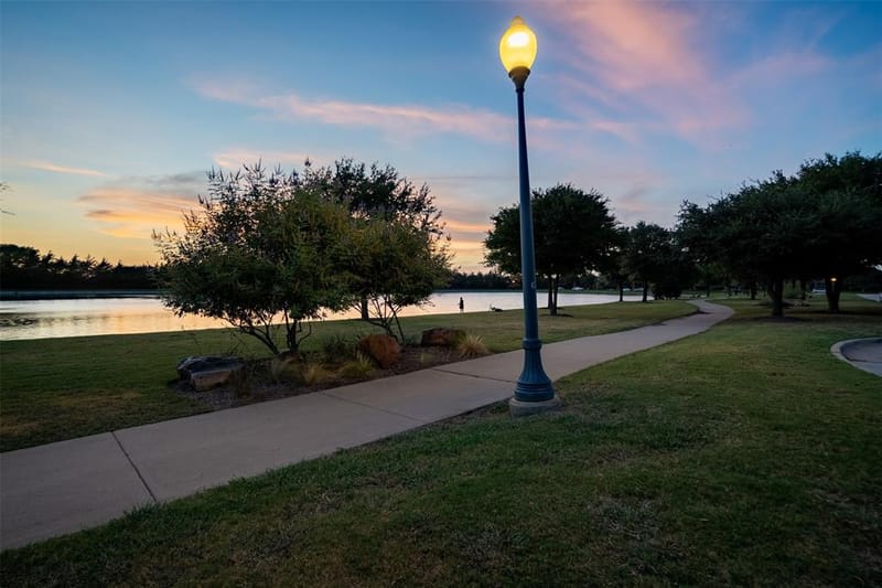 7145 Waterlily Lane, Frisco TX 75033 - Photo 33