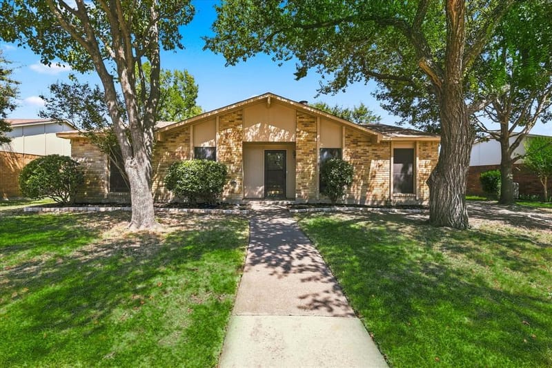 411 Clear Creek Lane, Coppell TX 75019