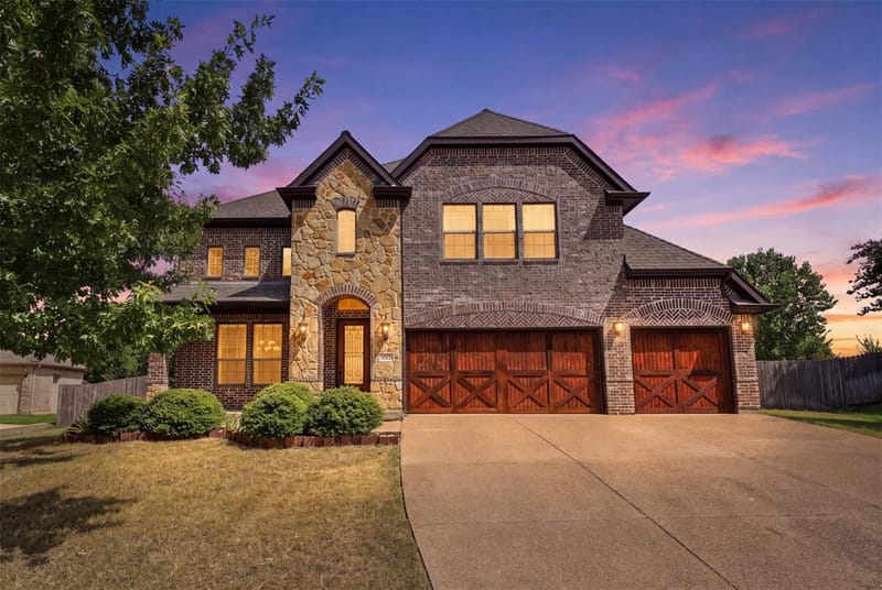 1517 Fence Post Drive, Fort Worth TX 76052
