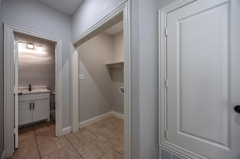 809 Haynes Avenue, Fort Worth TX 76103 - Photo 36