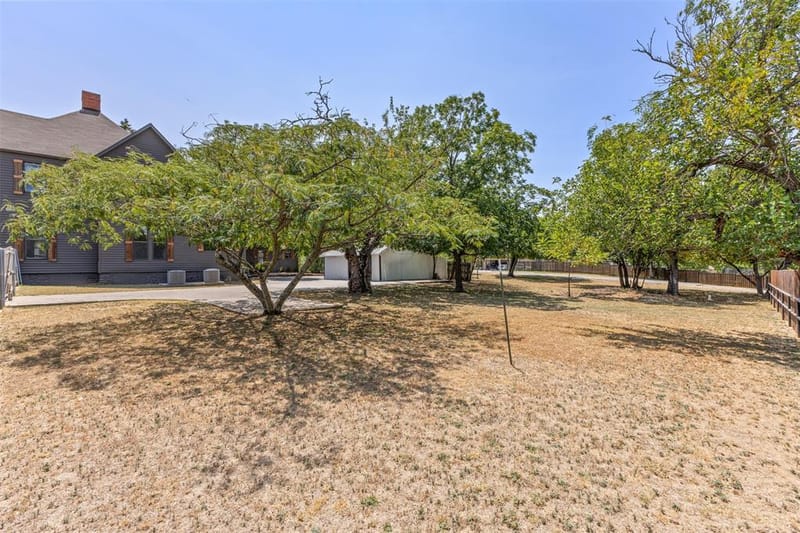 1005 N Trinity Street, Decatur TX 76234 - Photo 38