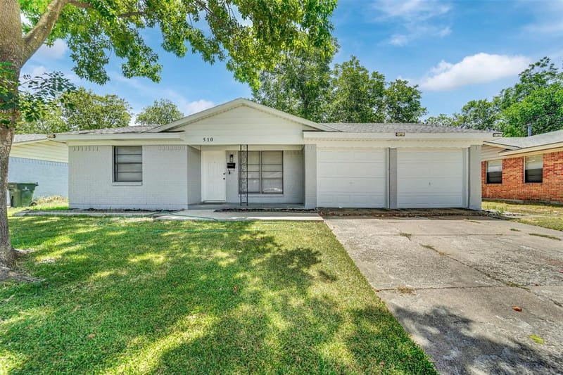 510 Pleasant Valley Road, Garland TX 75040