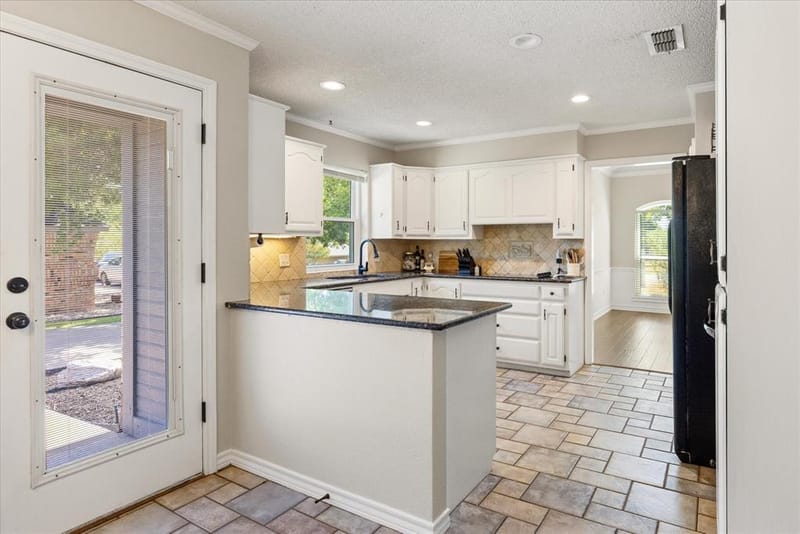 6105 Belvidere Circle, Granbury TX 76049 - Photo 14