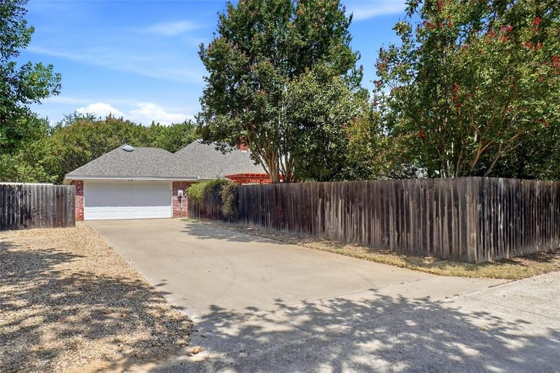 1321 Oak Harbor Boulevard, Azle TX 76020 - Photo 27