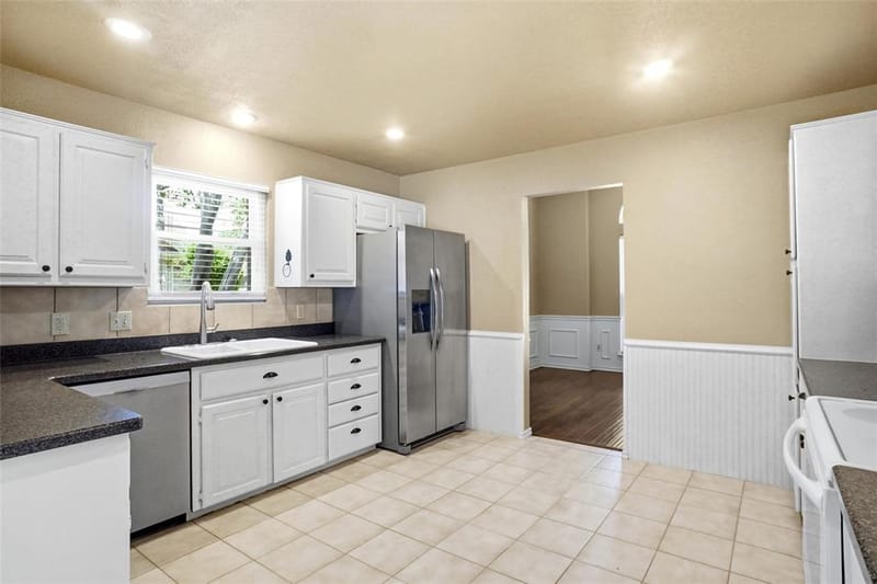 1321 Oak Harbor Boulevard, Azle TX 76020 - Photo 7