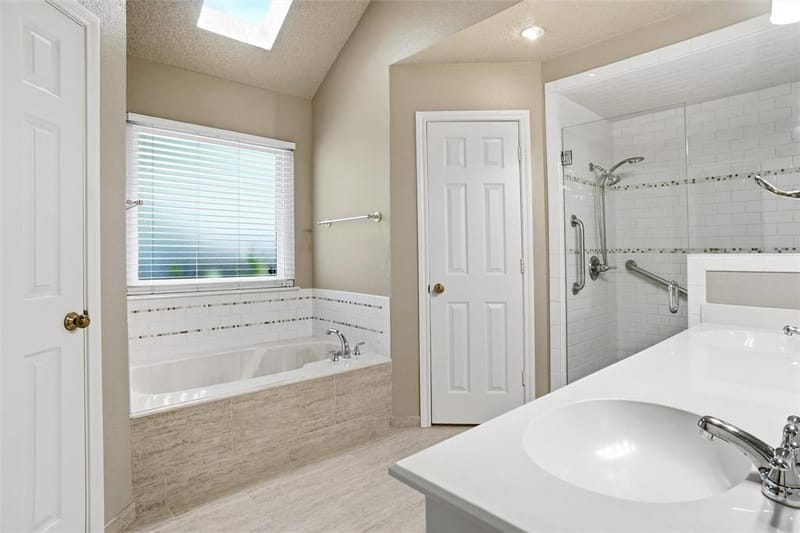 1321 Oak Harbor Boulevard, Azle TX 76020 - Photo 15