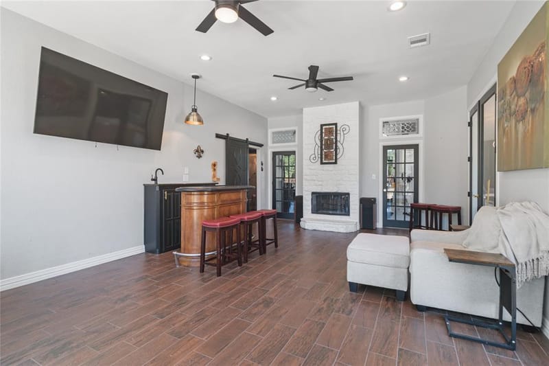 717 Pintail Court, Granbury TX 76049 - Photo 15