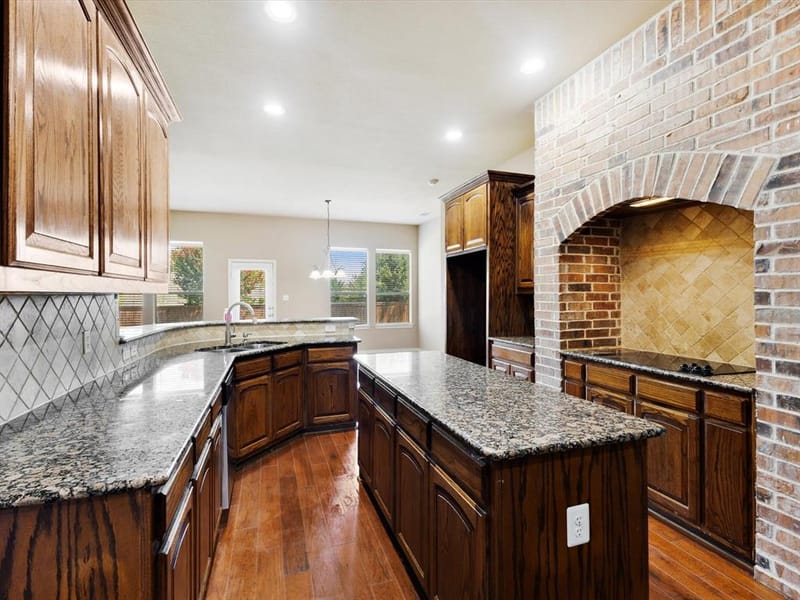 1208 Catherine Lane, Burleson TX 76028 - Photo 15