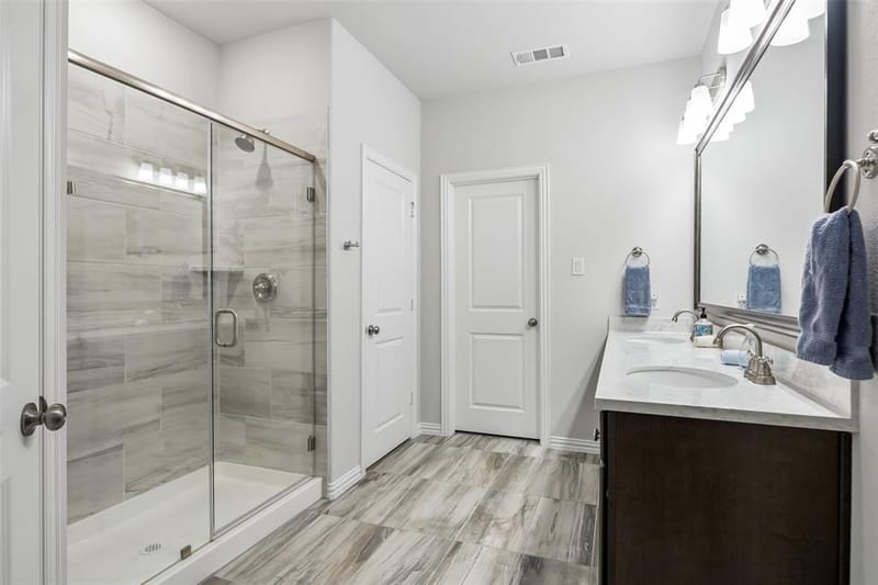1501 Buckeye Trail, Garland TX 75042 - Photo 16