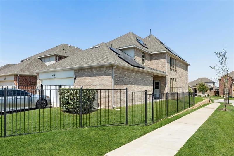 1501 Buckeye Trail, Garland TX 75042 - Photo 28