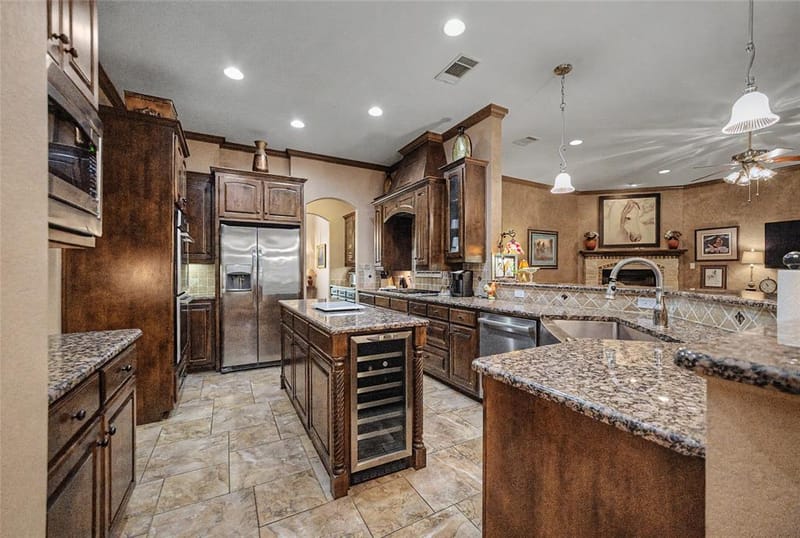 127 Cedar Bluff Court, Aledo TX 76008 - Photo 8