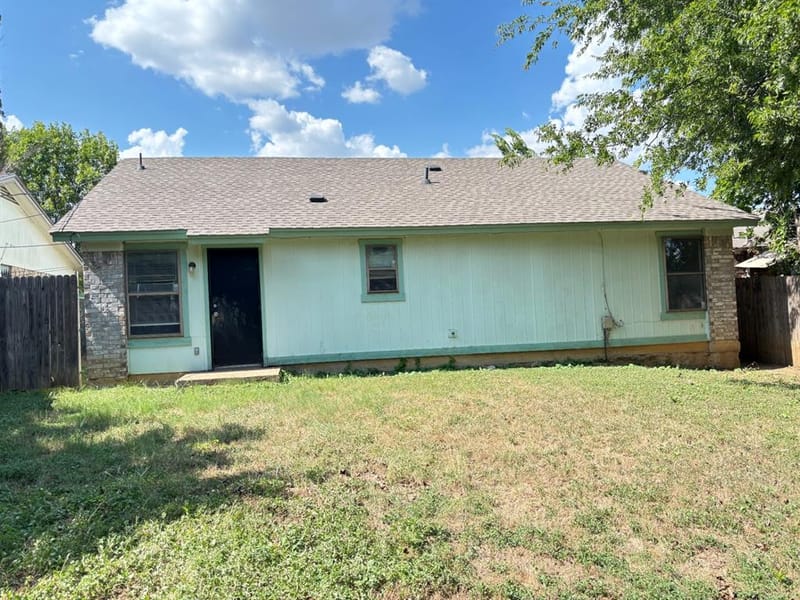 1248 Meriweather Avenue, Fort Worth TX 76115 - Photo 6