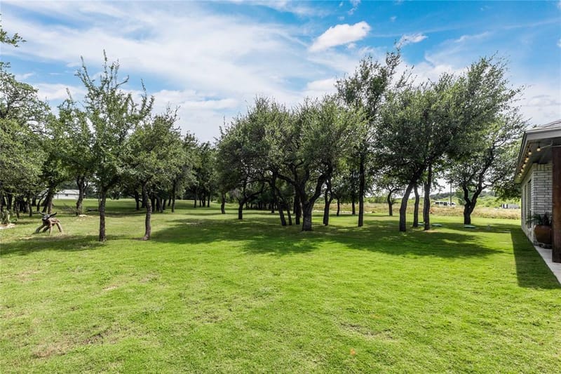 7274 Feather Bay Boulevard, Brownwood TX 76801 - Photo 23