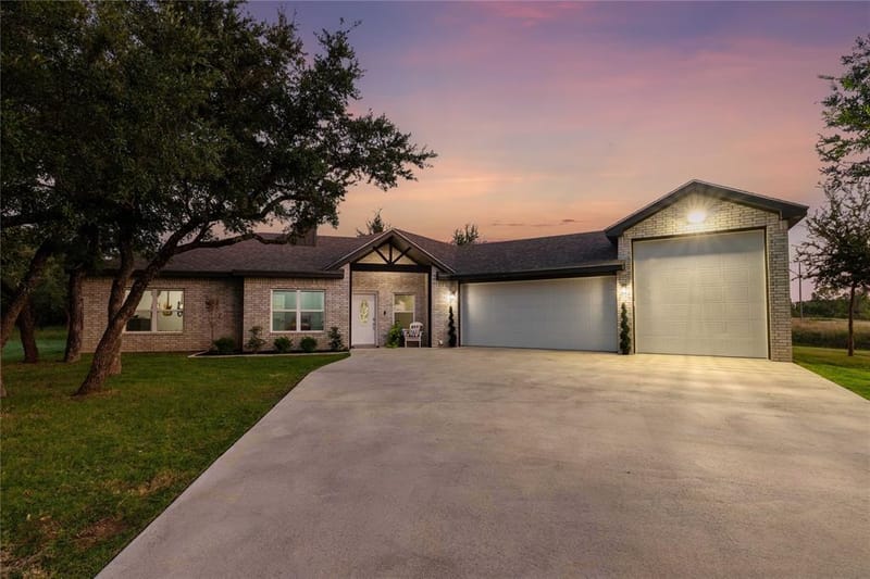 7274 Feather Bay Boulevard, Brownwood TX 76801 - Photo 14
