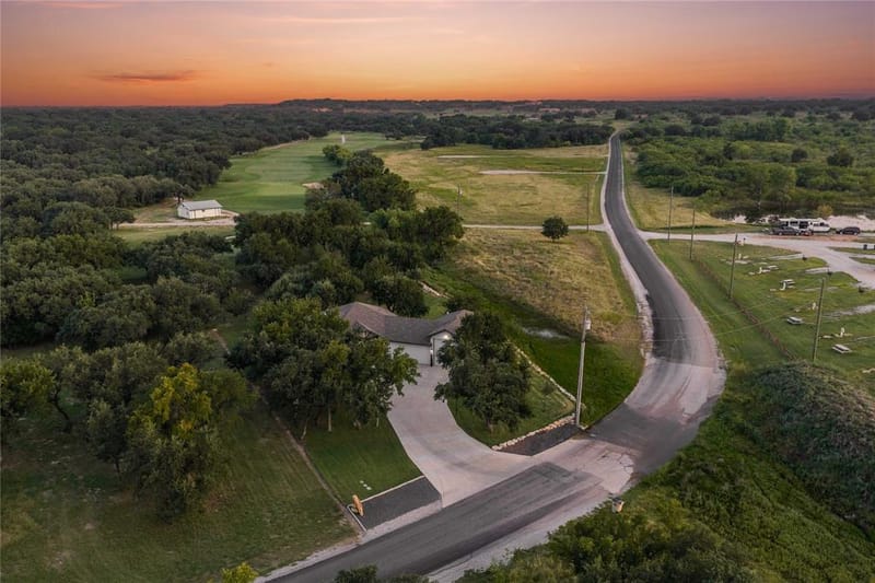 7274 Feather Bay Boulevard, Brownwood TX 76801 - Photo 18