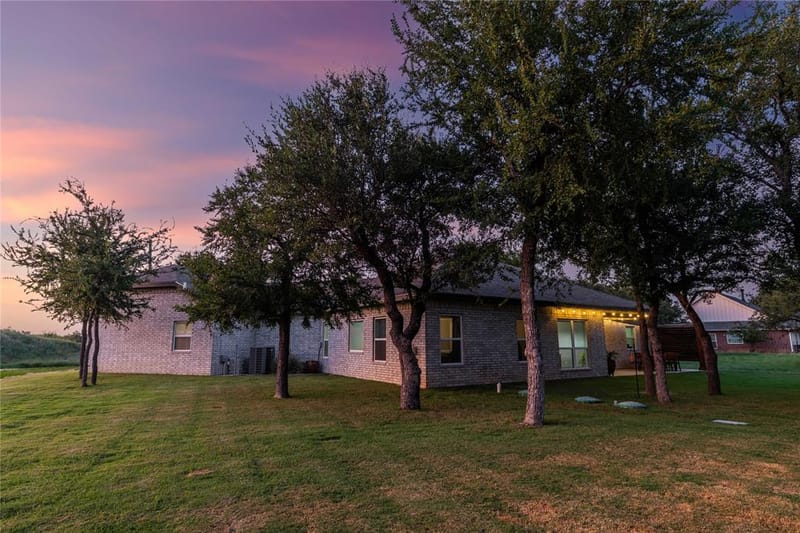 7274 Feather Bay Boulevard, Brownwood TX 76801 - Photo 15