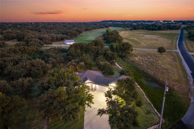 7274 Feather Bay Boulevard, Brownwood TX 76801 - Photo 4