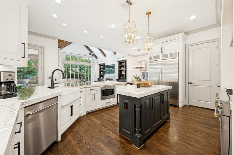 5638 Greenbrier Drive, Dallas TX 75209 - Photo 10