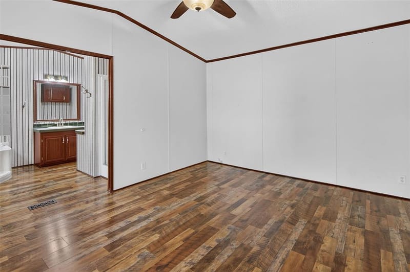 2307 NE 2nd Street, Mineral Wells TX 76067 - Photo 17