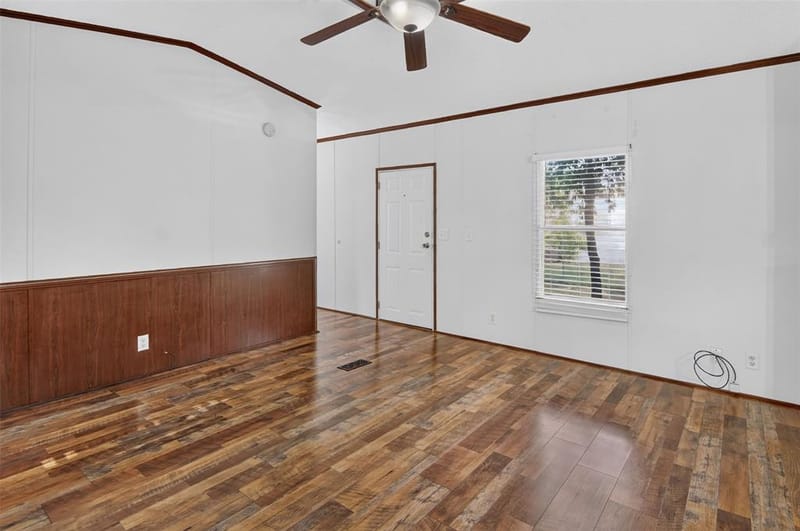 2307 NE 2nd Street, Mineral Wells TX 76067 - Photo 12