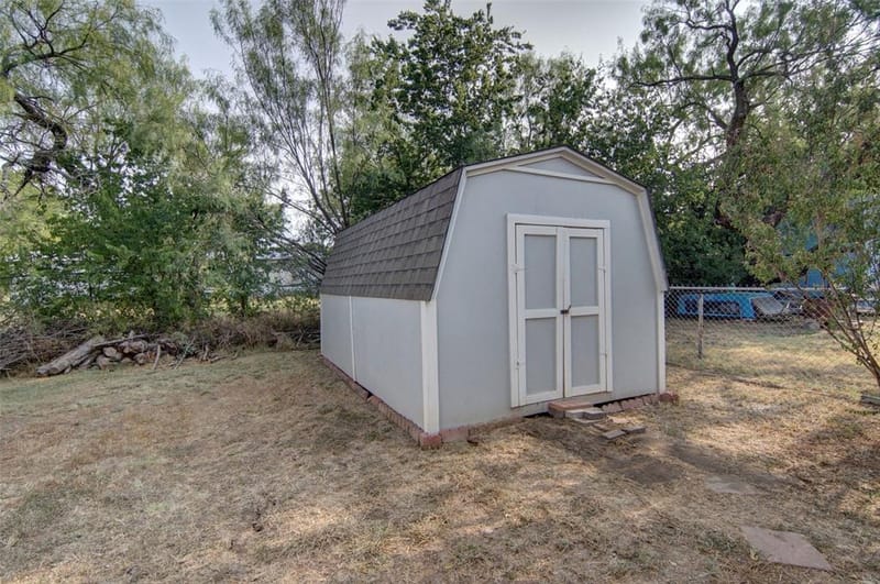 2307 NE 2nd Street, Mineral Wells TX 76067 - Photo 30