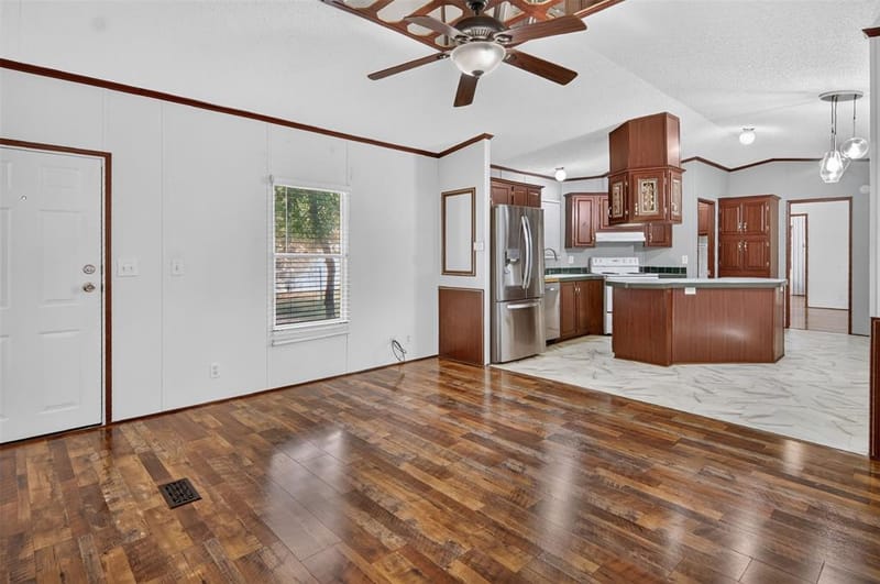 2307 NE 2nd Street, Mineral Wells TX 76067 - Photo 14