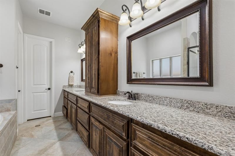 4921 Empire Way, Irving TX 75038 - Photo 16